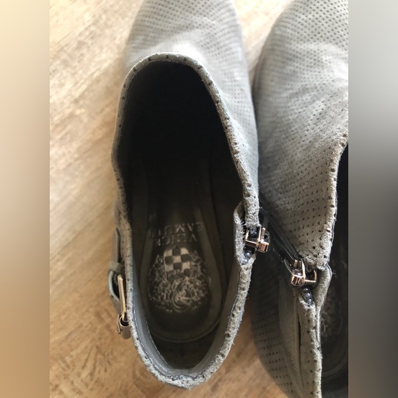 Vince Camuto Gray Boots | Low Cut | Size 8M US - Picture 5 of 13